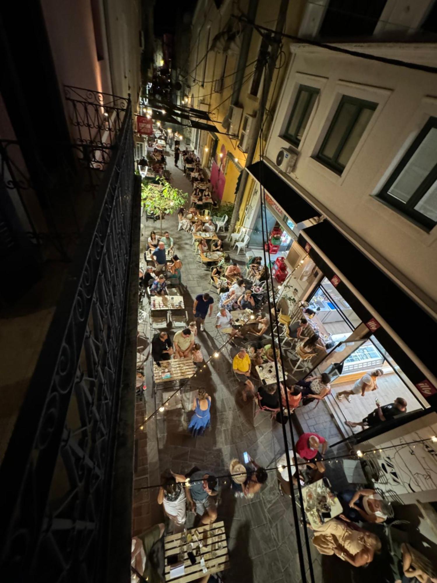 Alley Rooms Μυτιλήνη Εξωτερικό φωτογραφία